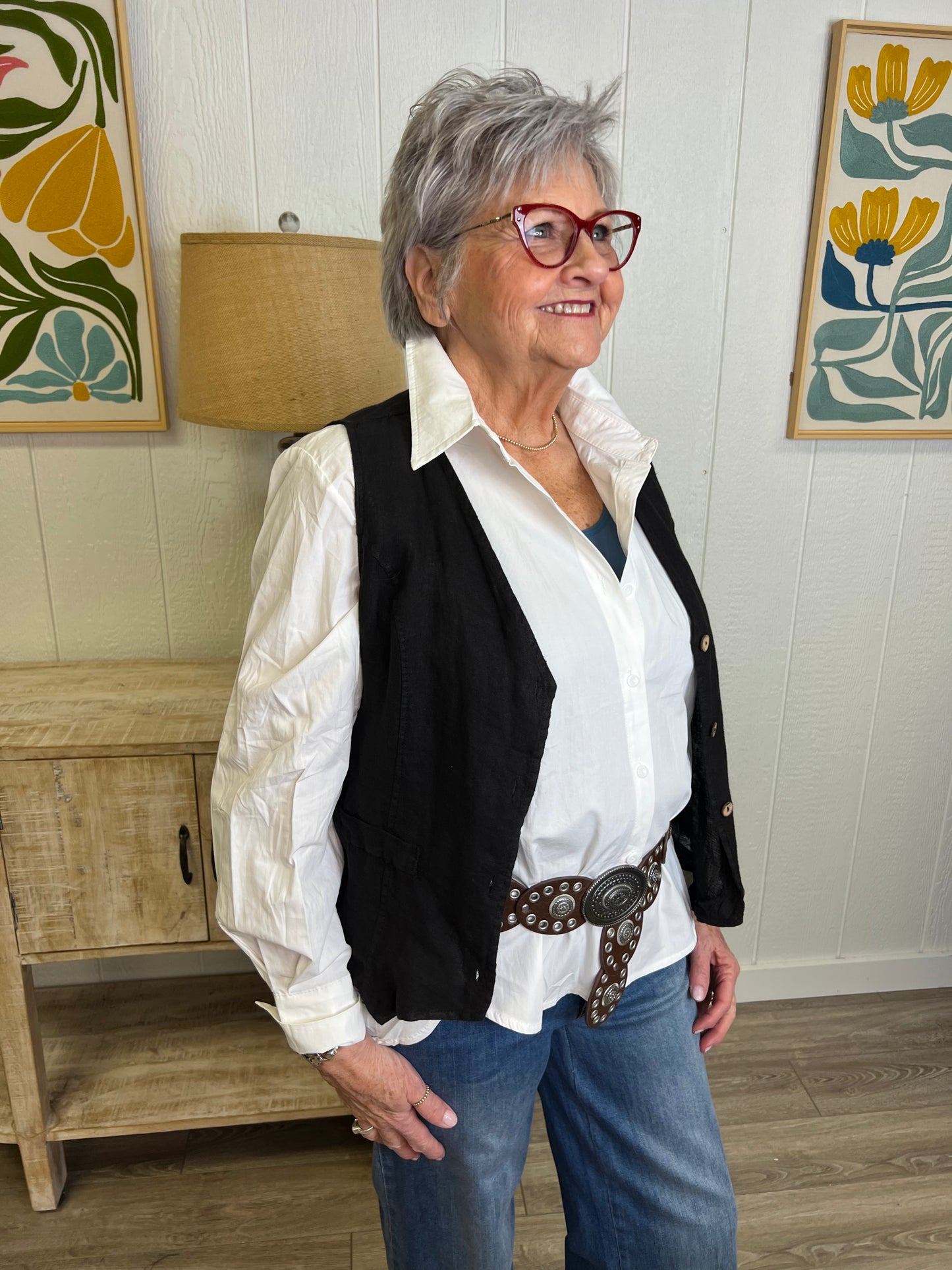 Classic Noir Linen Vest