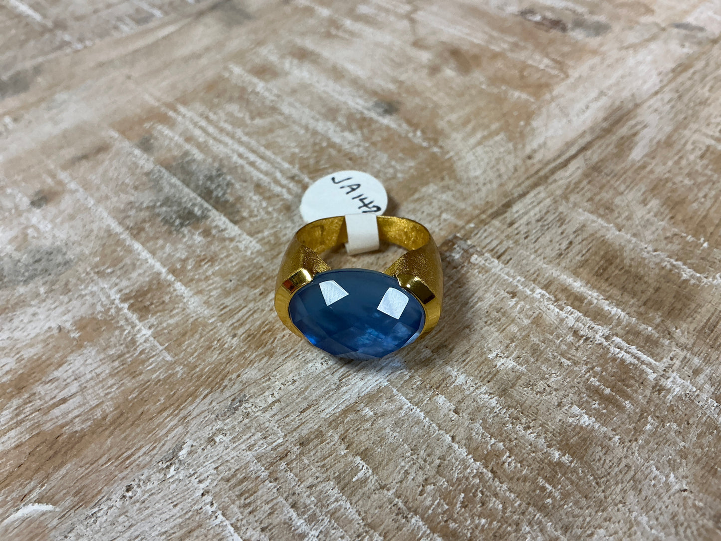 JA142 ALIX OVAL STONE TANZANITE