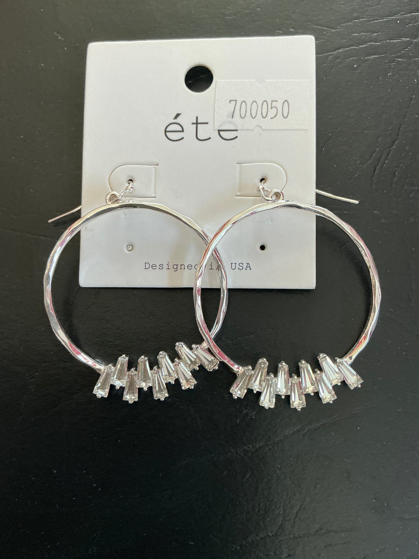 SILVER/RHINESTONE EAR