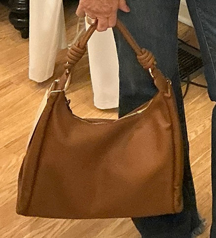 CHELSEA HOBO BAG