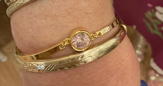 18K JEWEL CURVED BRACLET