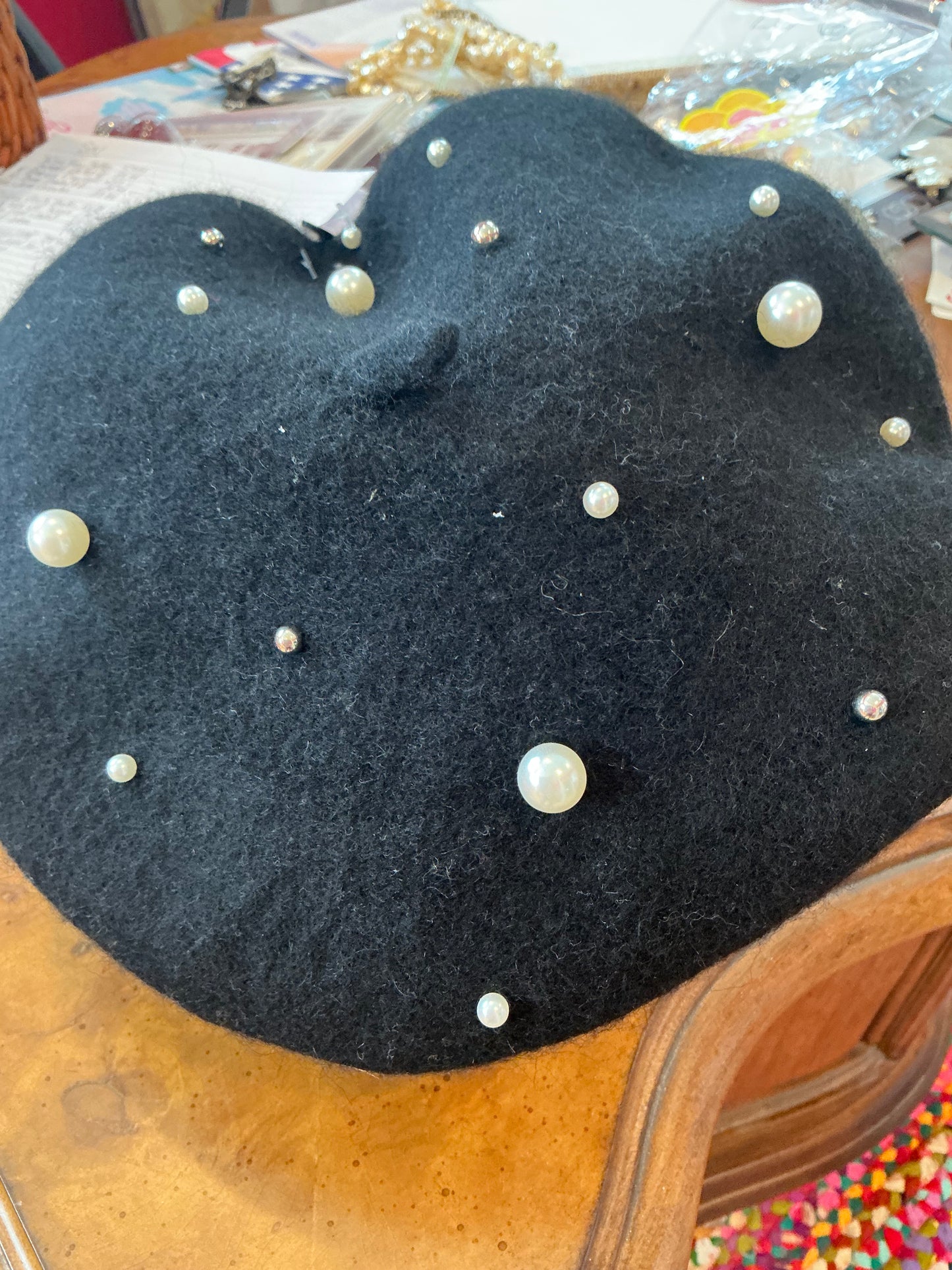 PEARLIZED BERET