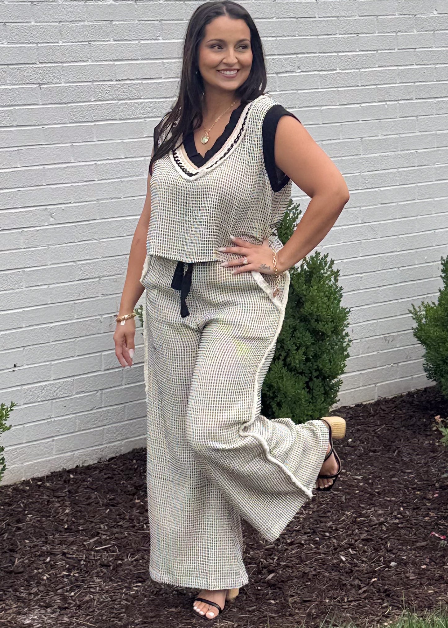 Modern Muse Sleeveless Crop Set