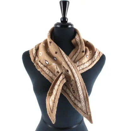 Pull-Through Triangle Scarf