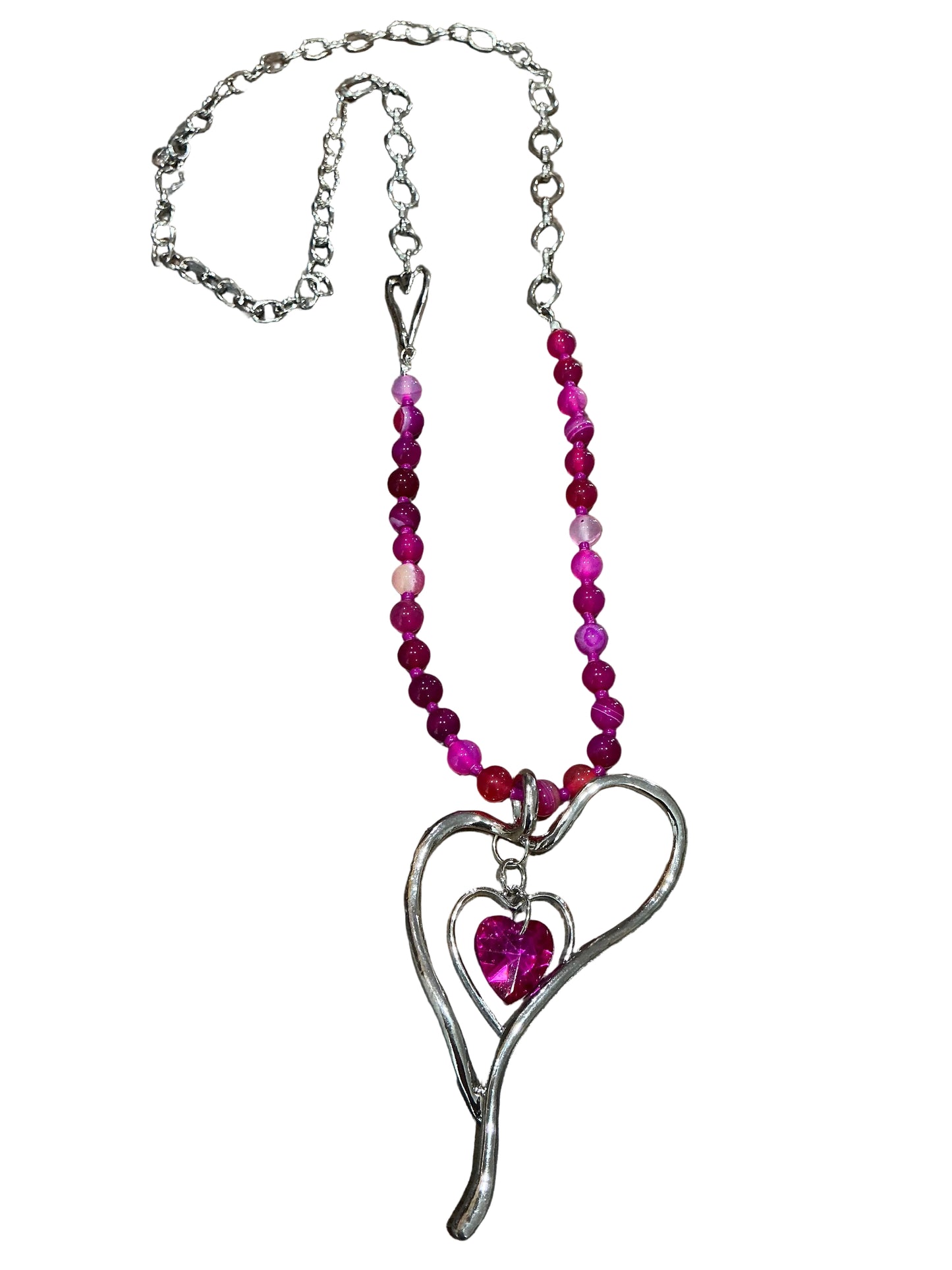 PINK BEAD NECKLACE W/SILVER HEARTS & RHINESTONE