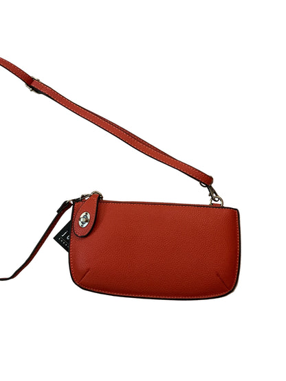 CROSSBODY WRISTLET CLUTCH