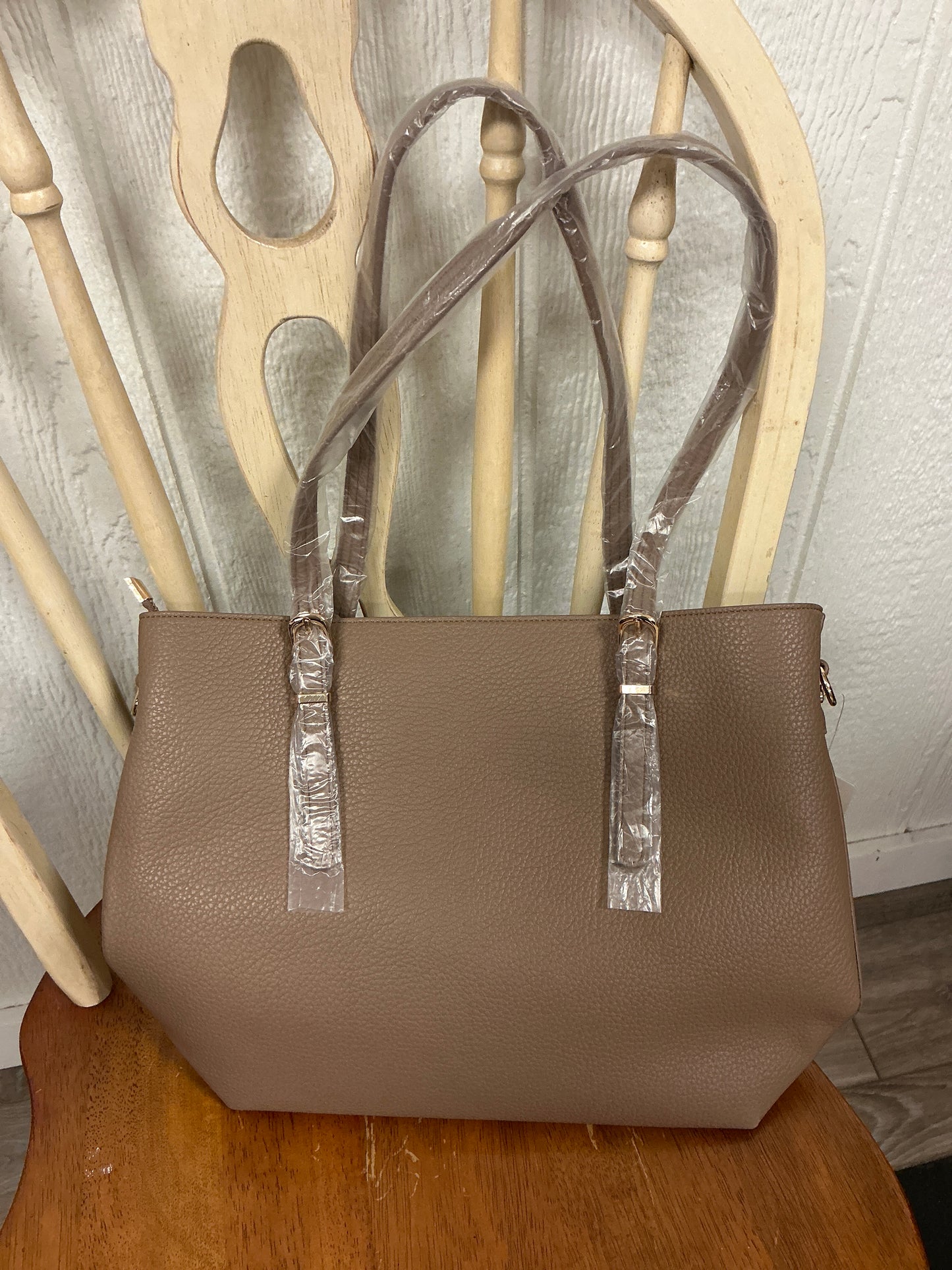 TOTE HANDBAG 14X11X4"