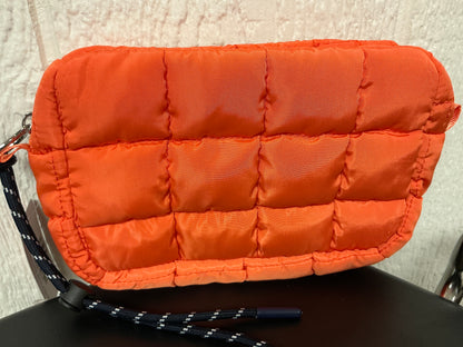 QUILTED PUFFER CLUTCH/POUCH