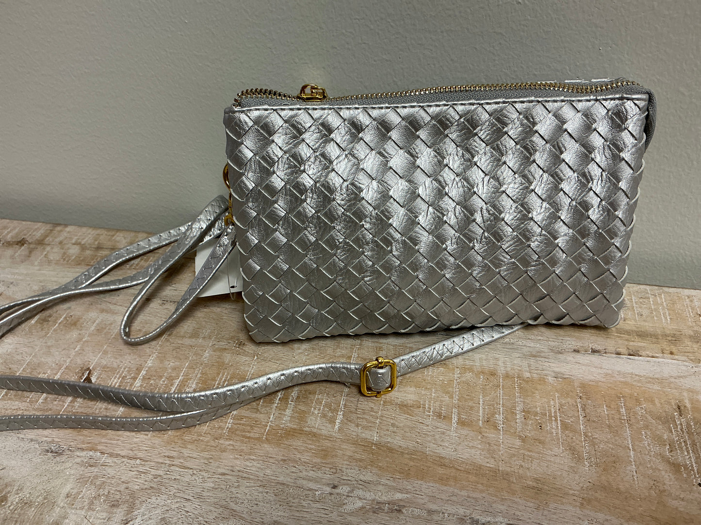 KATHY WOVEN CLUTCH
