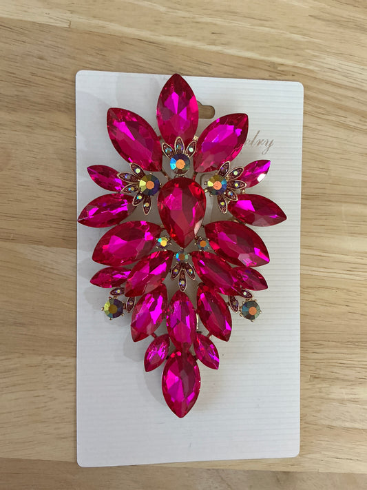 MARQUISE CLUSTER STONE BROOCH